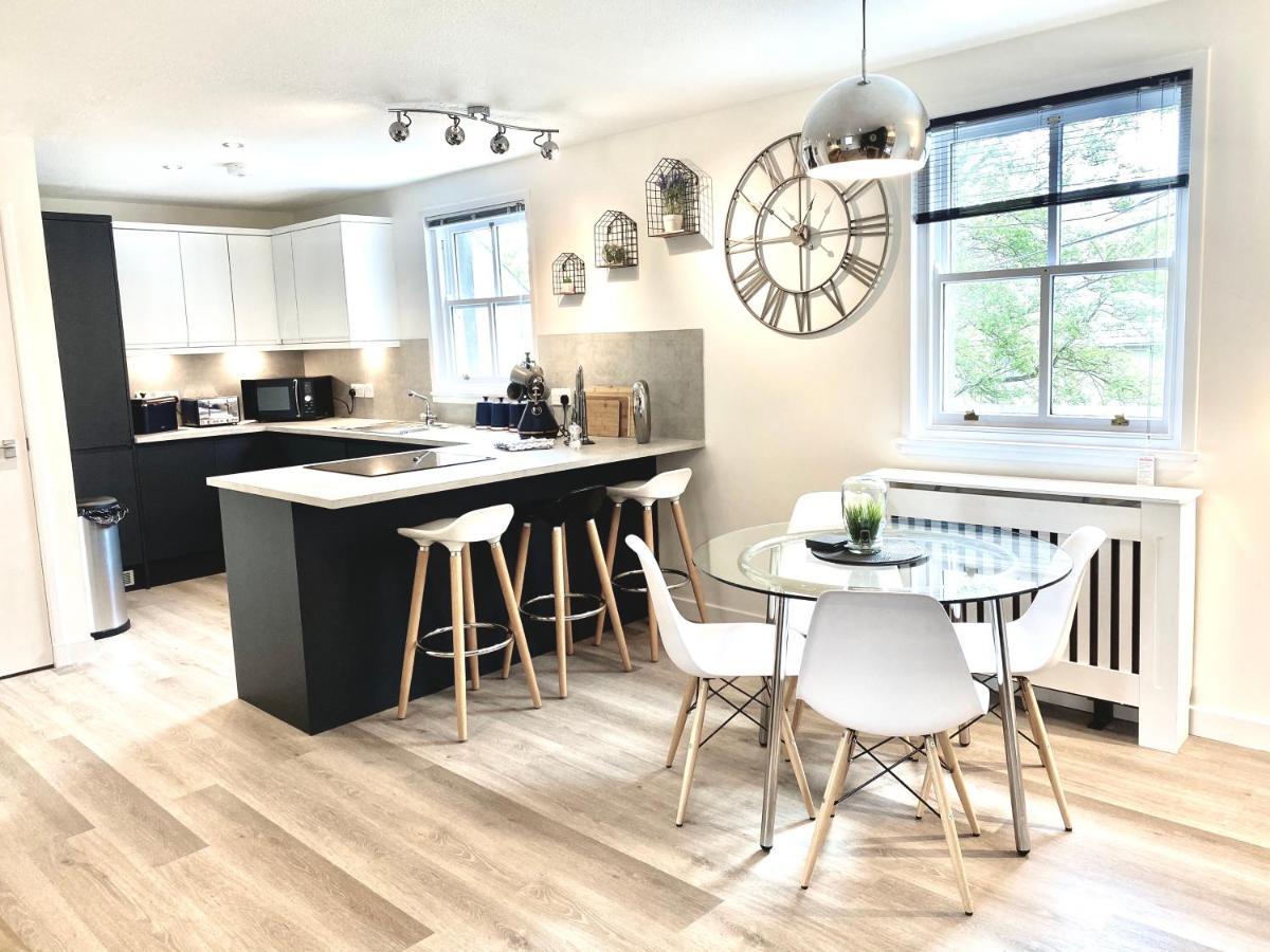 Stylish Central 2 Bedroom Apartment - Free Parking, Free Wifi Orkney Eksteriør bilde