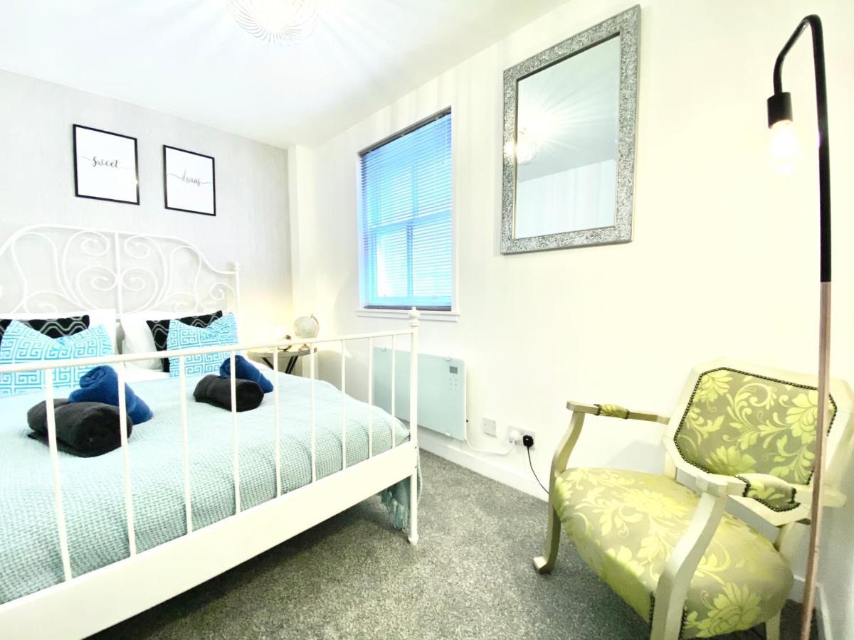 Stylish Central 2 Bedroom Apartment - Free Parking, Free Wifi Orkney Eksteriør bilde